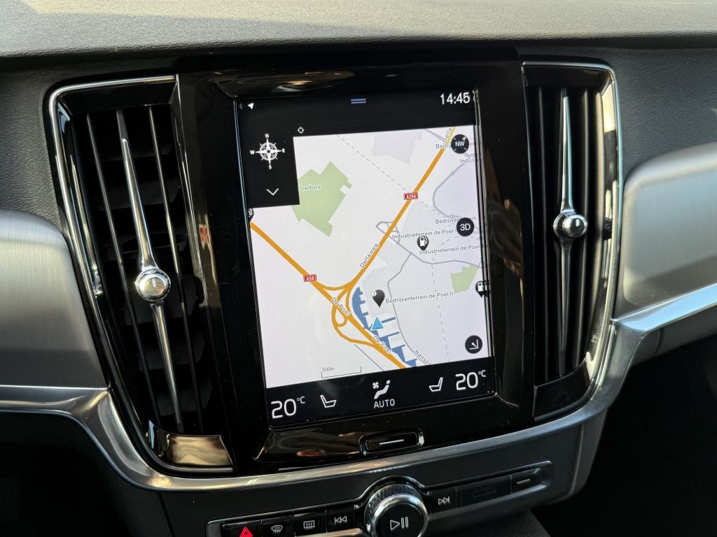 Volvo V90 t4 190pk momentum |adap.cruise| leder | trekhaak | stoel/stuurve