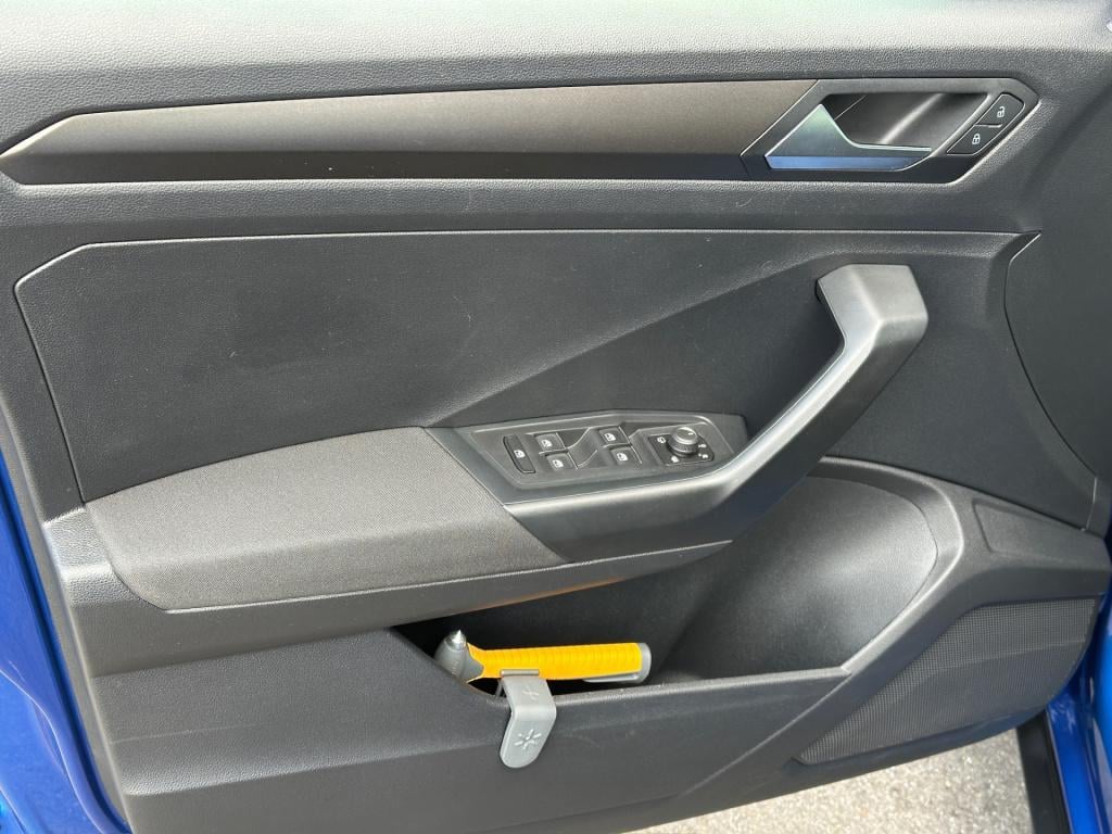 Volkswagen T-roc 1.5 tsi 150pk style | trekhaak | navi | camera | carplay |