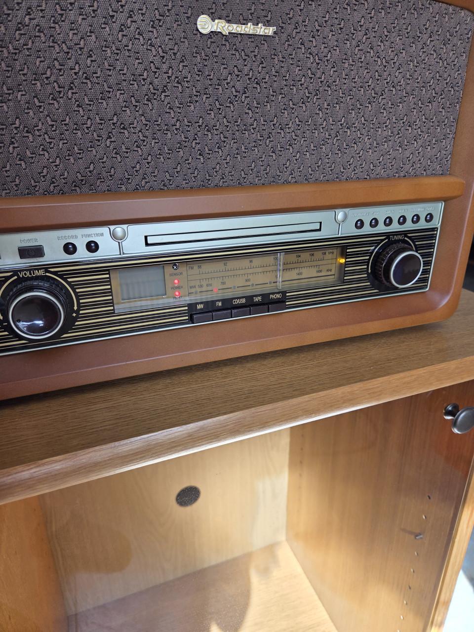Roadstar Lp Cd Cassette Radio