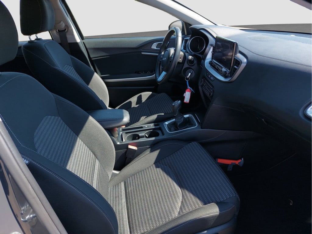 Kia Ceed Sportswagon 1.5 t-gdi dynamicline | trekhaak | parkeercamera | app