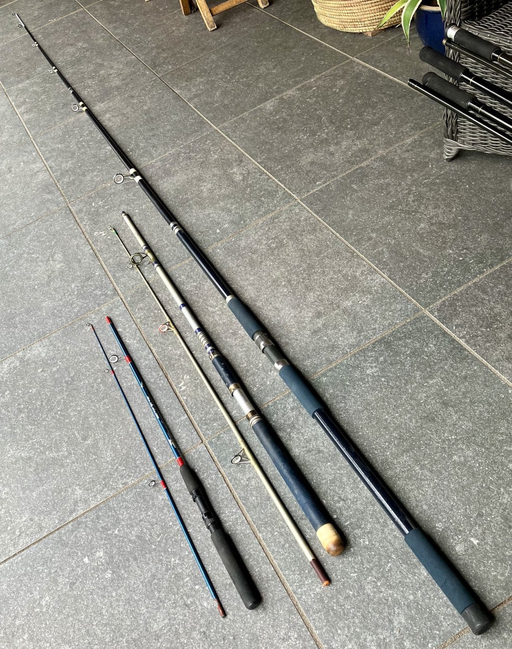 3 karperhengels o.a. Carpo Focus Shady 1 en Phantom Carp A.Vlemmix