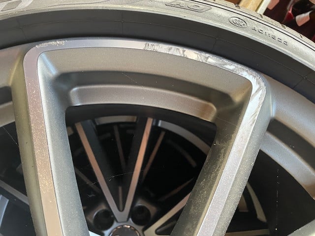 Mooie 19" Audi sport Velgen + Banden