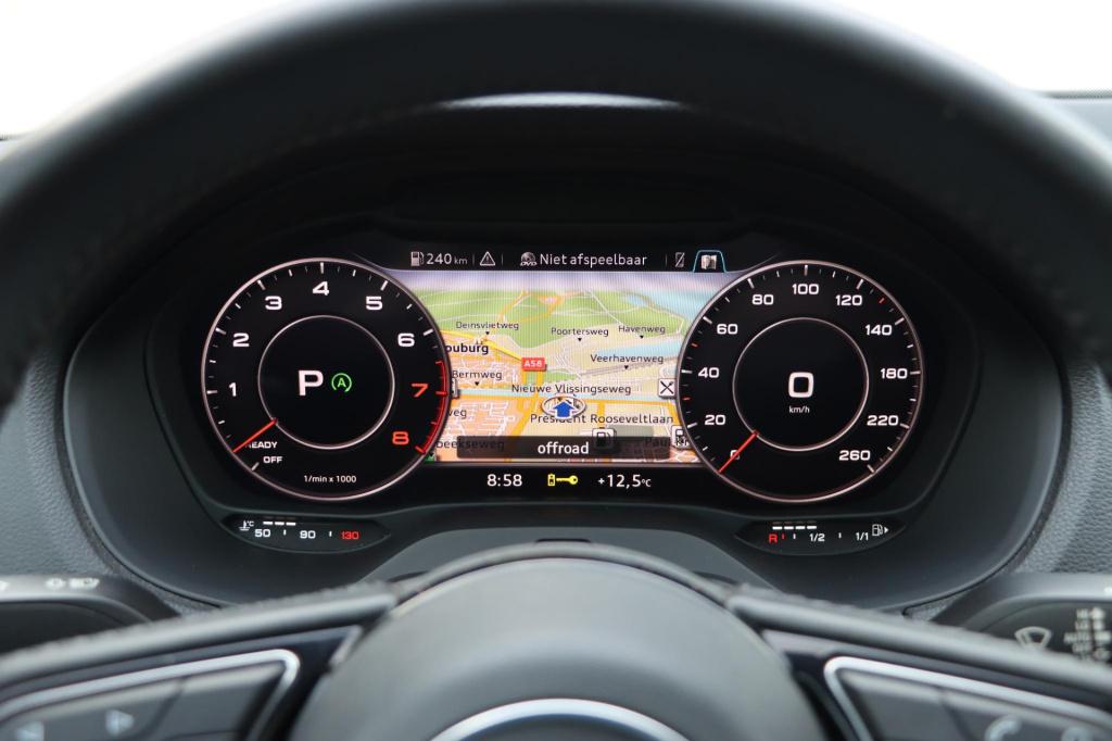 Audi Q2 35 tfsi s edition 150pk s-tronic | panoramadak