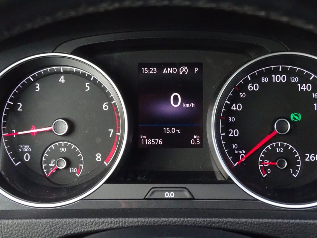 Volkswagen Golf 1.0 tsi comfortline business automaat | carplay | 18"