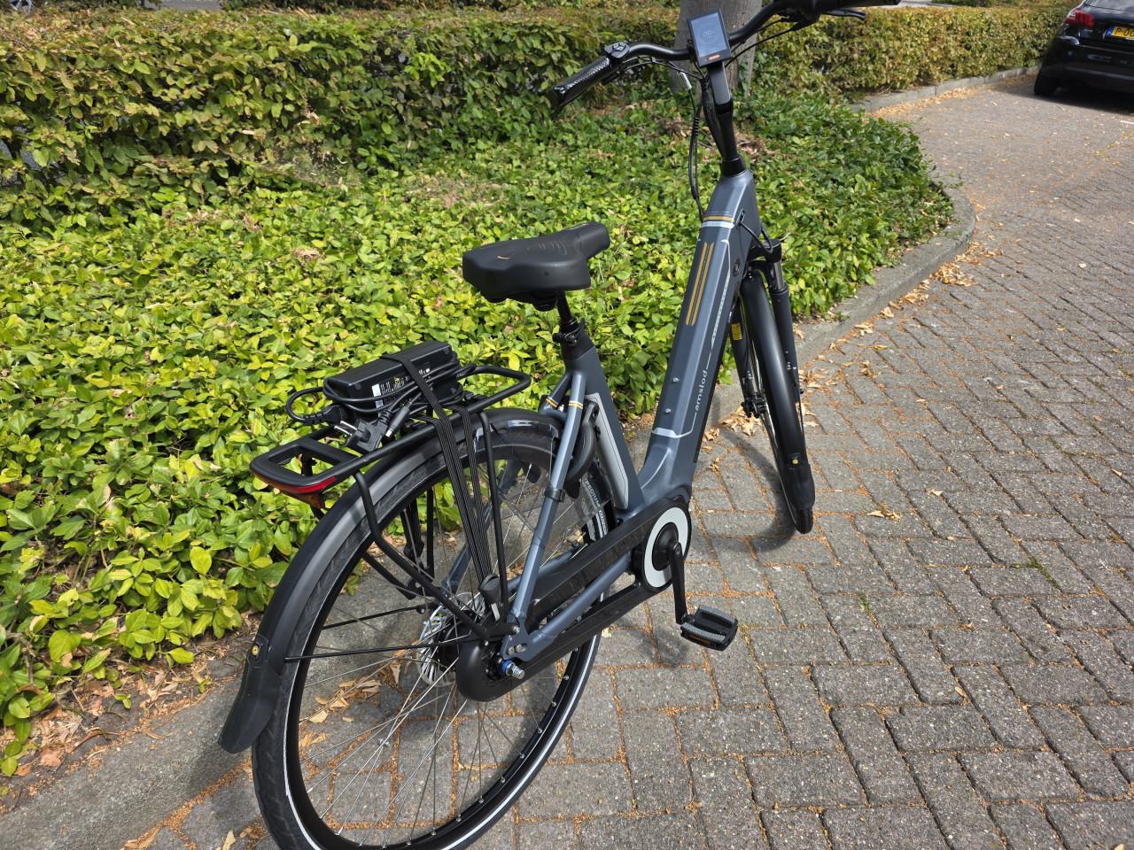 Schitterende Amslod met middenmotor en 540wh accu