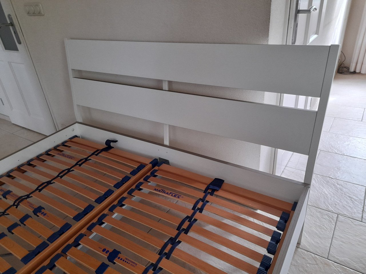 2 Persoons bed 160 x 200 (in goede staat )