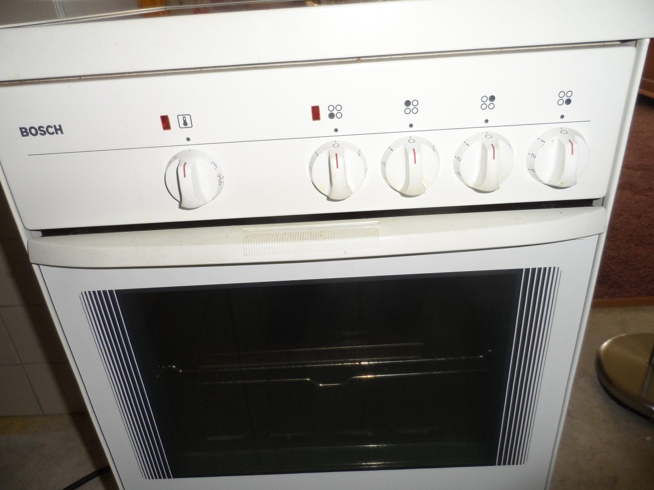 Bosch elektrisch fornuis met oven en CERAN kookplaat