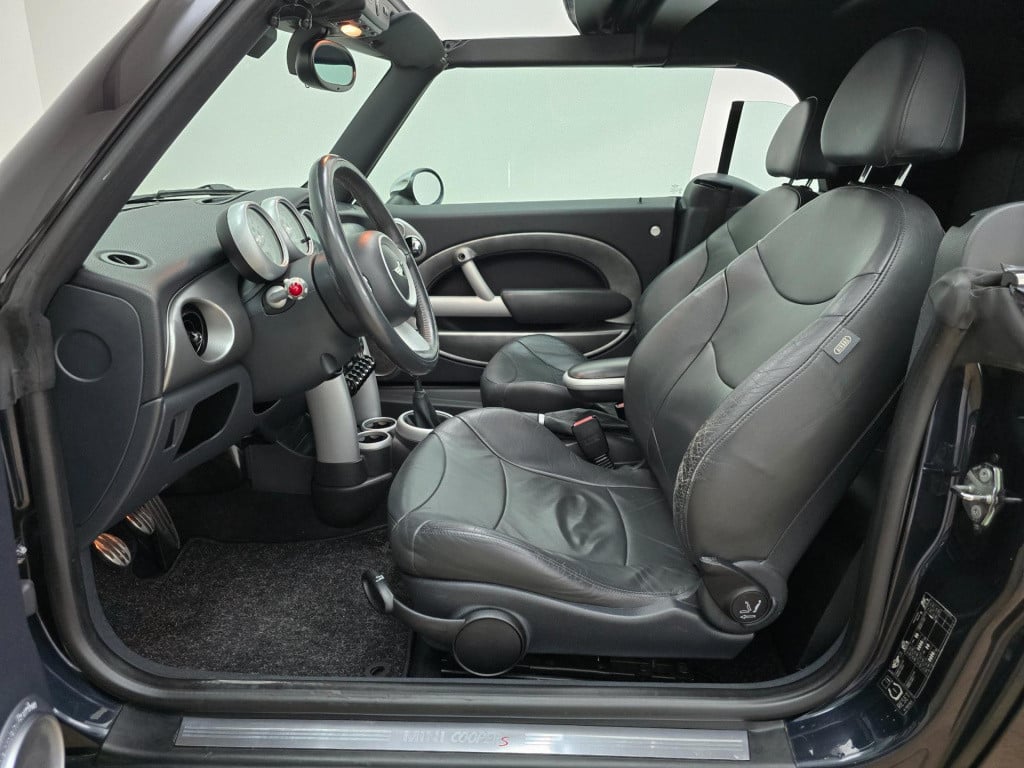 Mini Cooper S Cabrio mini occasion 1.6 170pk cabriolet met elek dak | tweed
