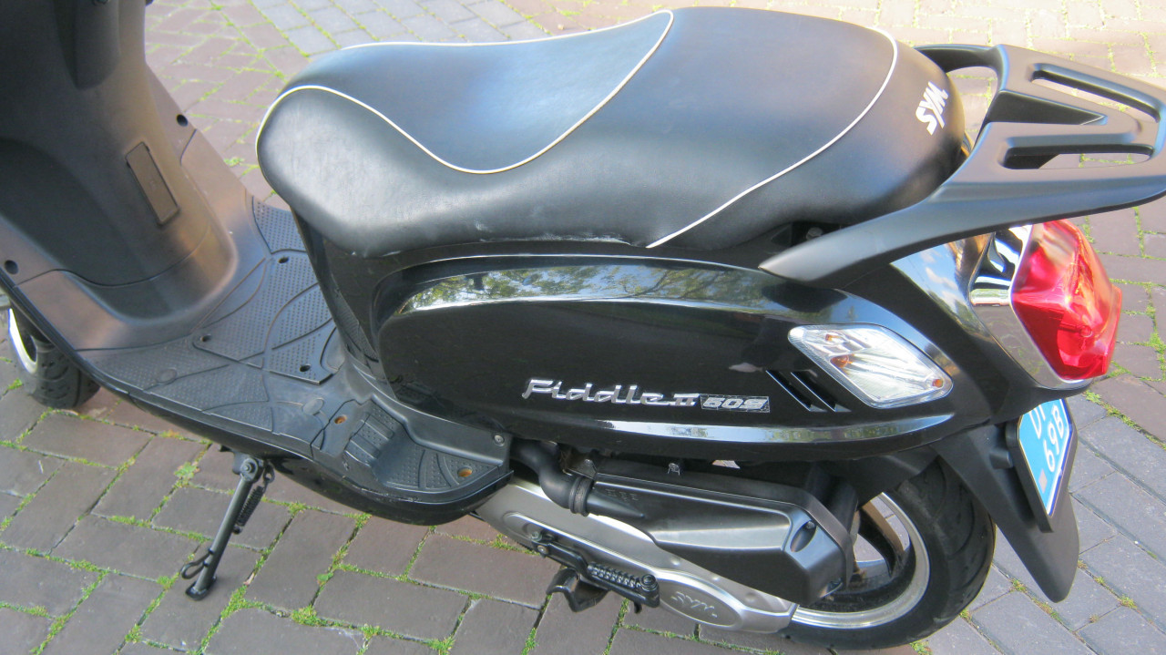 TE KOOP SYM FIDDLE 2  SNOR UIT 2018 VOOR 650 EURO