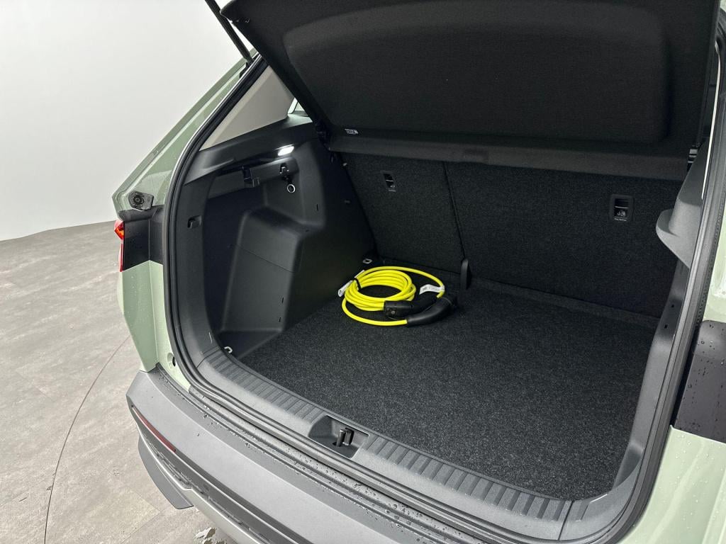 Skoda Elroq selection elektromotor 125 kw / 170 pk suv elektri