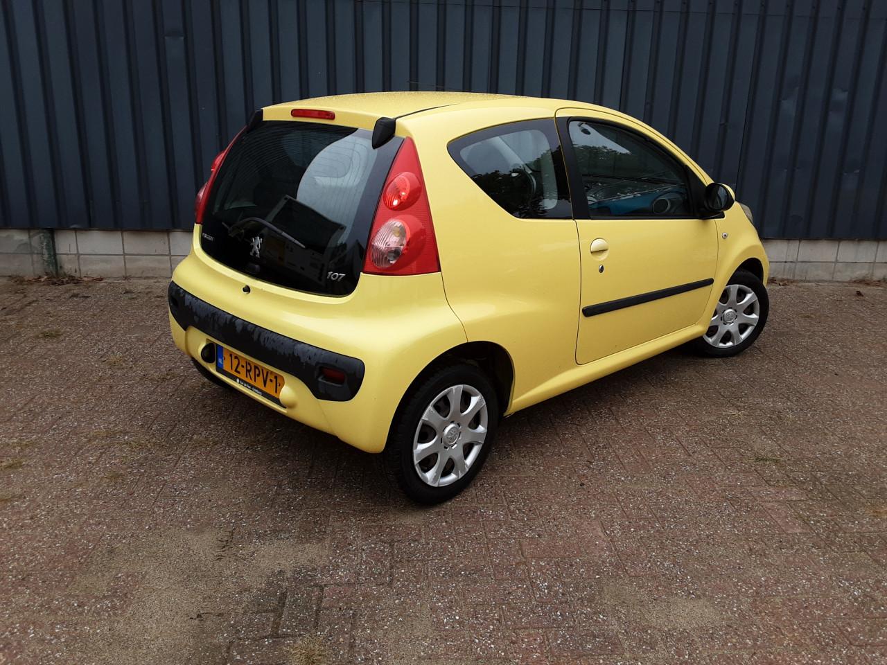 Peugeot 107 1.0-12V XS