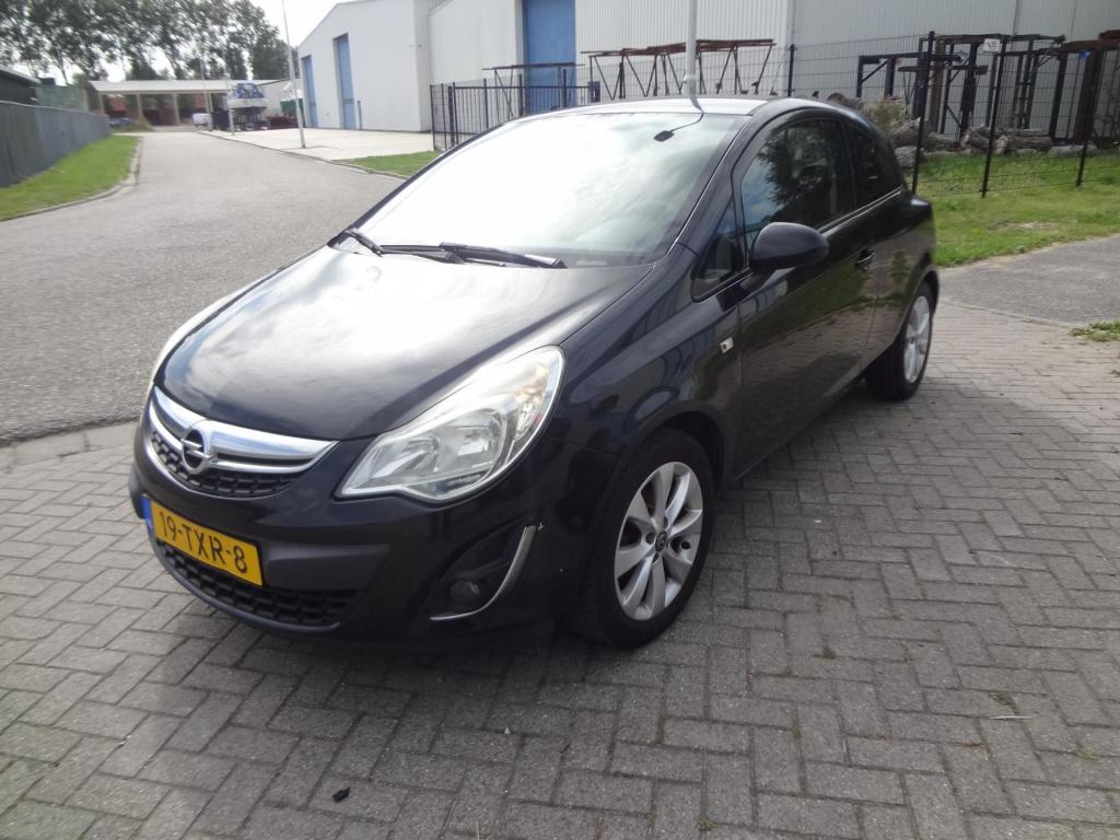 Opel Corsa 1.2 ecoflex anniversay edition lpg