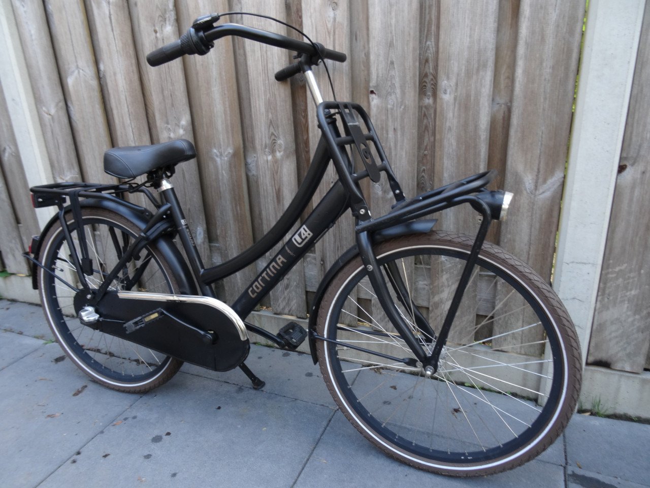 Cortina U4 24 inch meisjesfiets 3 versnellingen