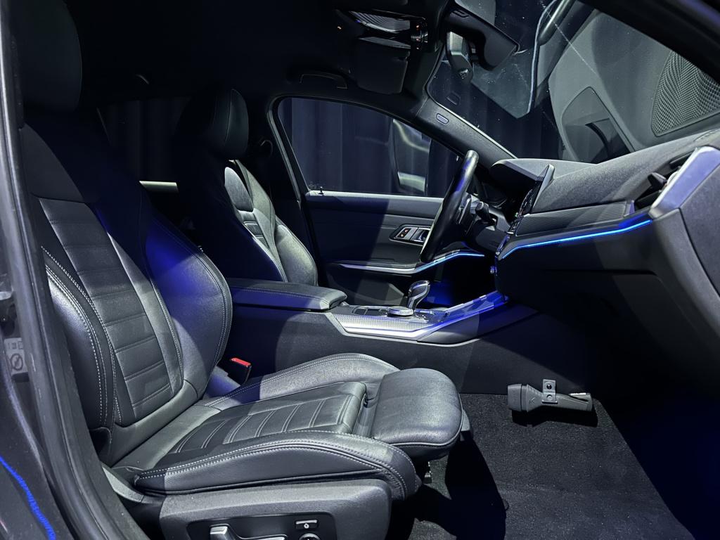 BMW 3-serie 320i high executive *facelift*memory*hud*camera*keyless