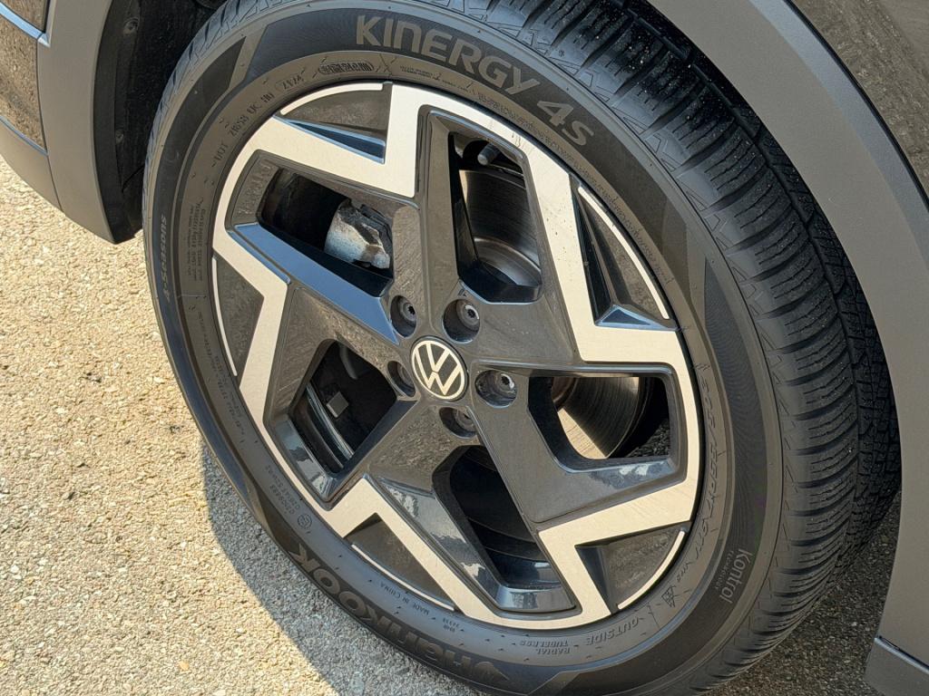 Volkswagen T-cross 1.5 tsi 150pk dsg r-line | camera | trekhaak | navi | iq