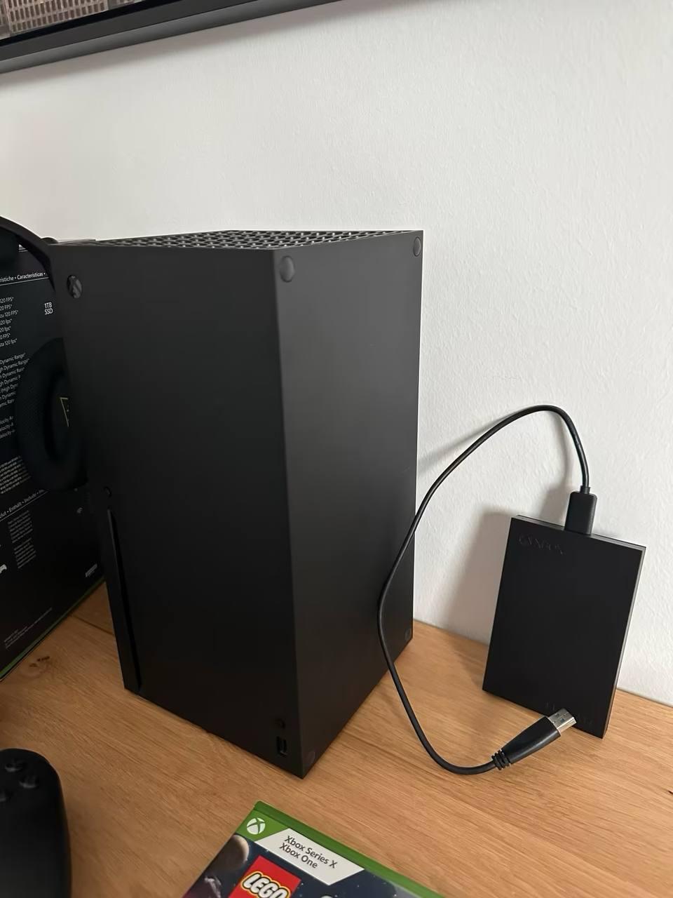 Xbox Series X Konsole - TOP Zustand Inkl. 2 Controller, 2TB SSID