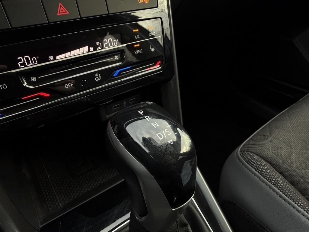 Volkswagen T-cross 1.5 tsi style