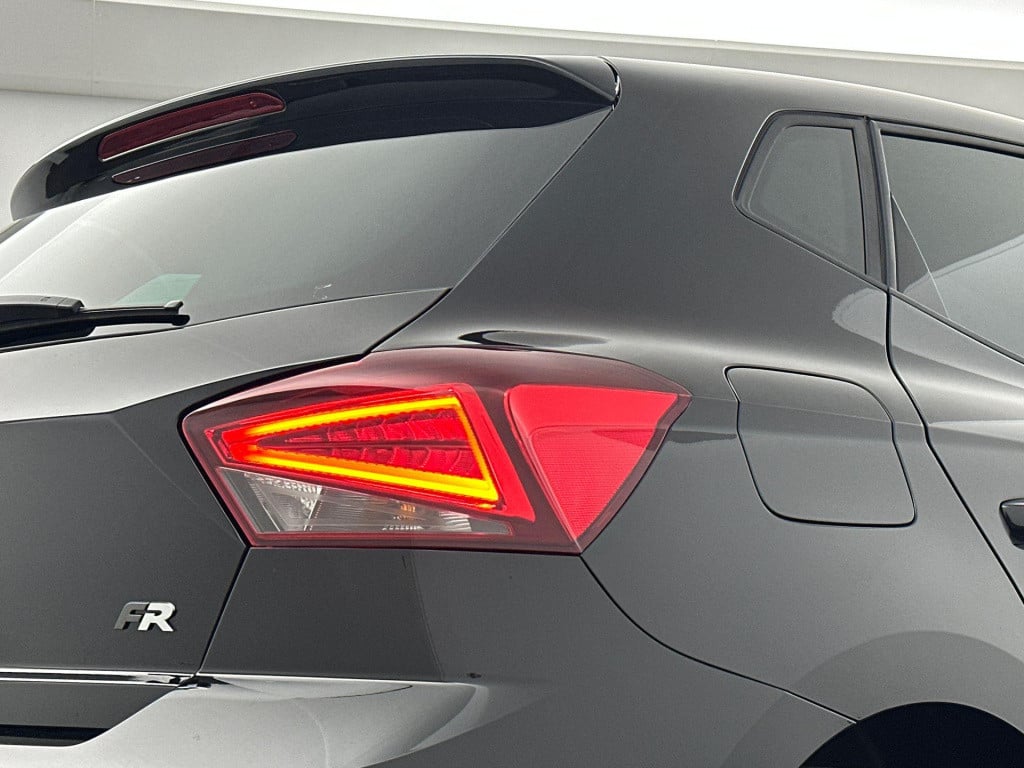 Seat Ibiza fr business connect 1.0 tsi 85kw / 115pk hatchback