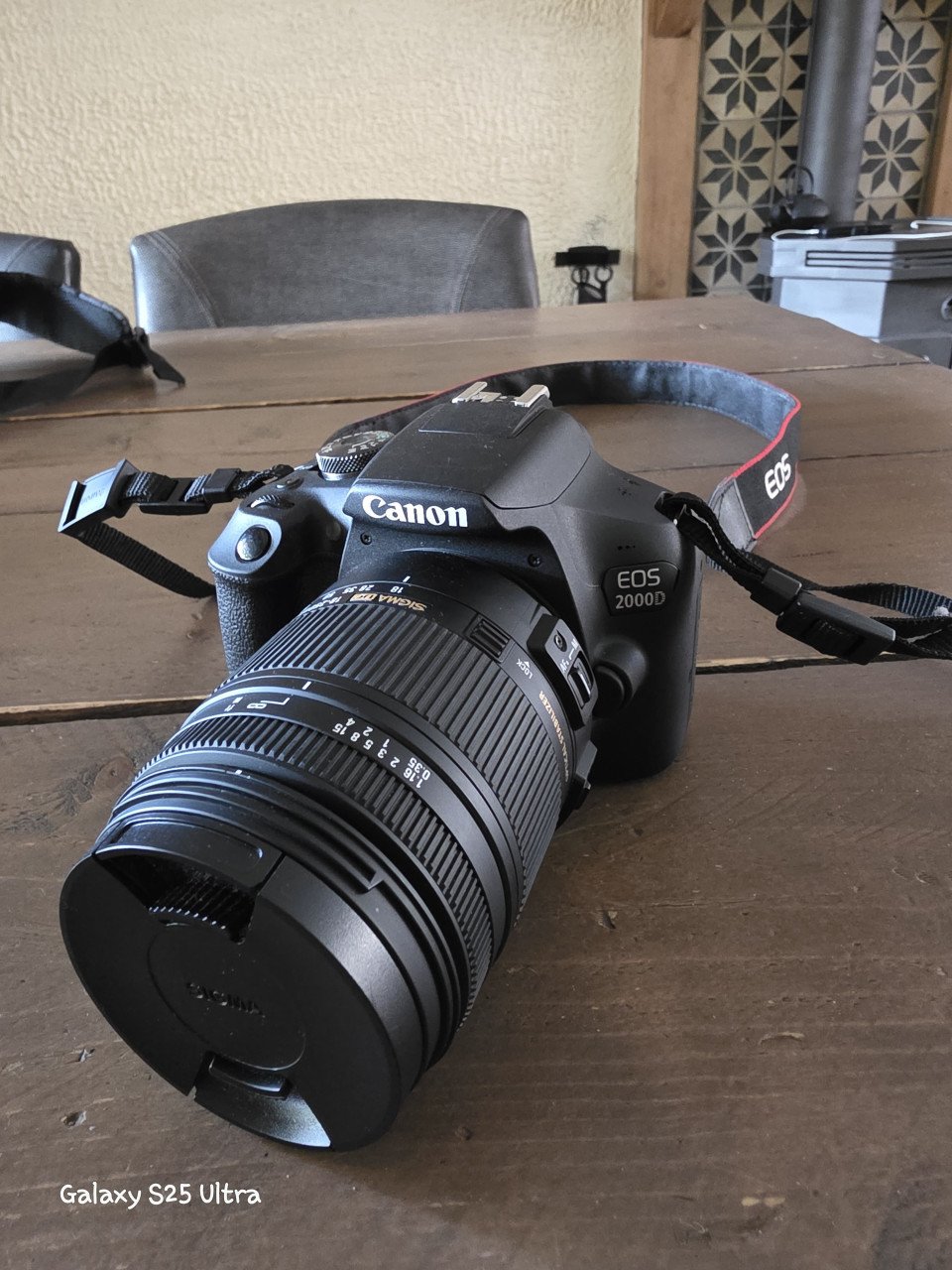 Canon 2000D spiegelreflex camera