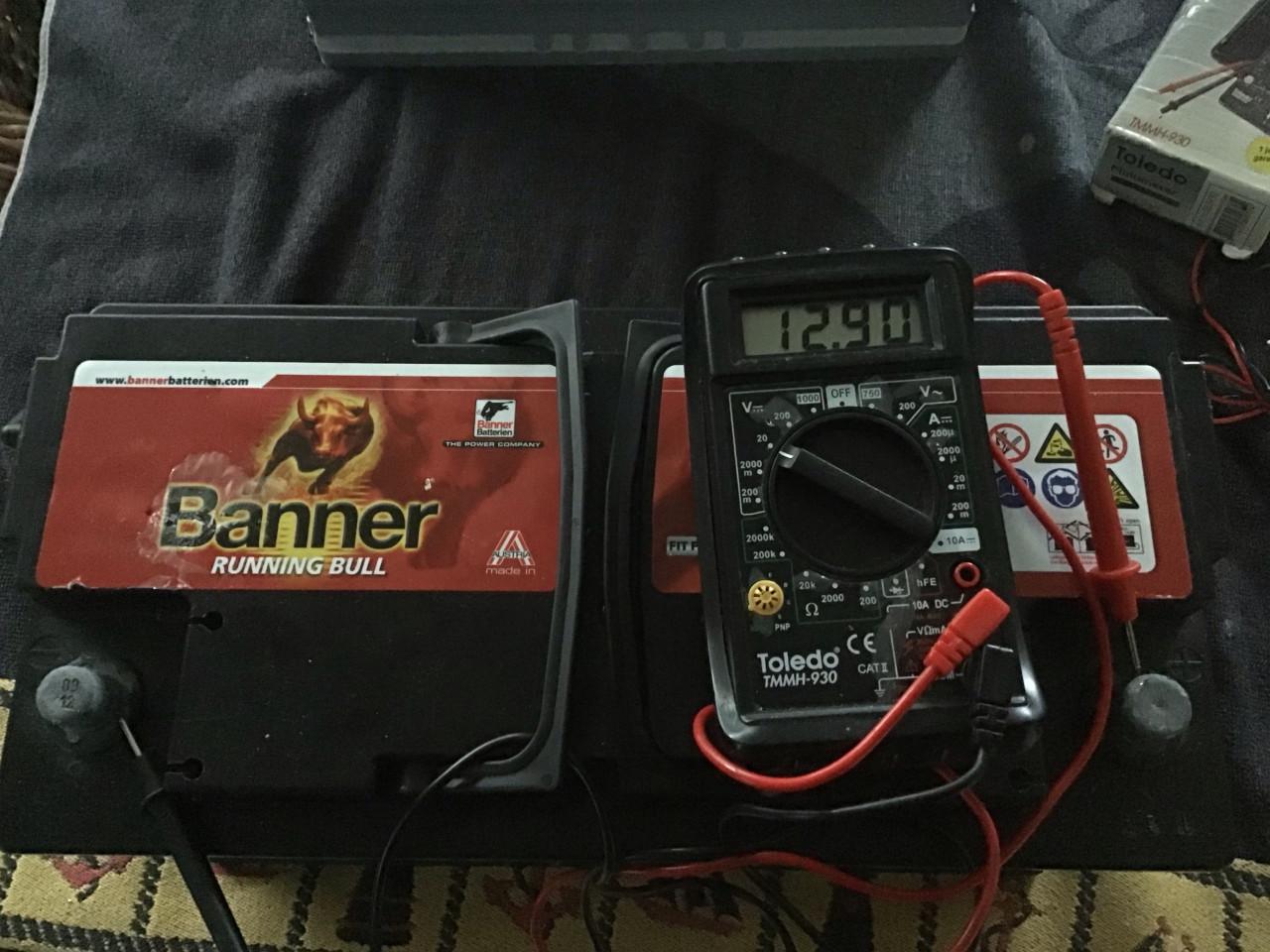 2 Huishoudaccus voor o.a camper