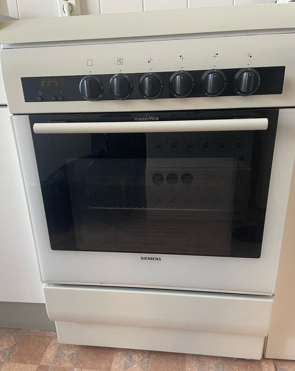 Gasfornuis, 4 pitten incl heteluchtoven