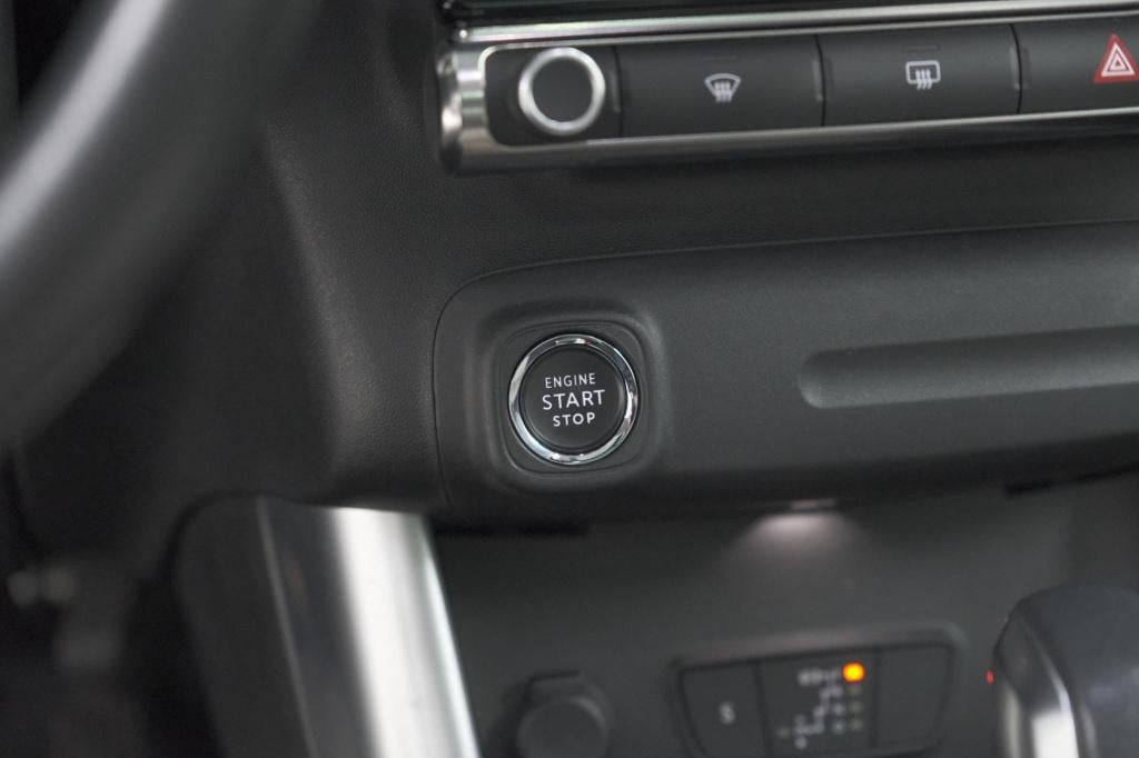 Citroen C3 Aircross puretech 130 eat6 s&s shine | panoramadak | allseason b