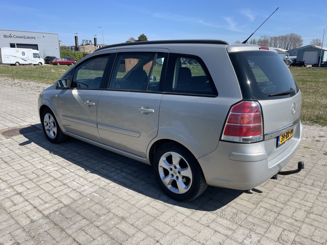 Opel zafira 1.6 7 zits 146000km