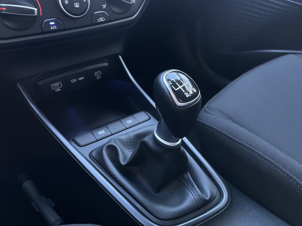 Hyundai I 20 1.0 t-gdi comfort smart | facelift | camera | carplay | cruise