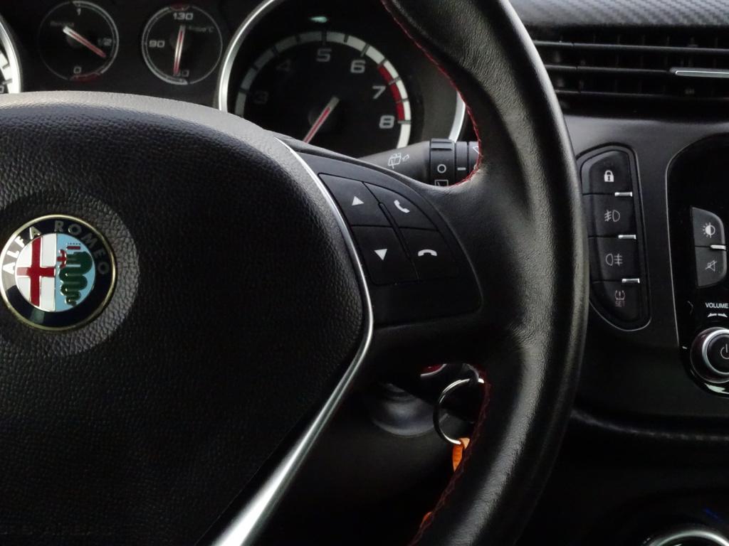 Alfa Romeo Giulietta 1.4 t sprint | navi | 18"