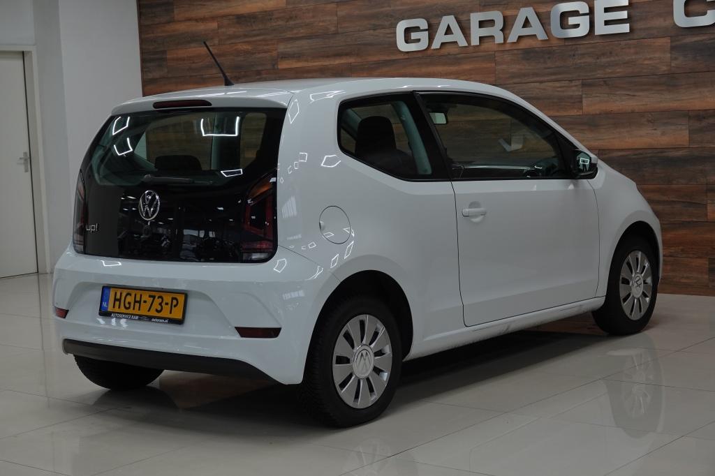 Volkswagen UP! 1.0 | bluetooth | lane assist | airco |