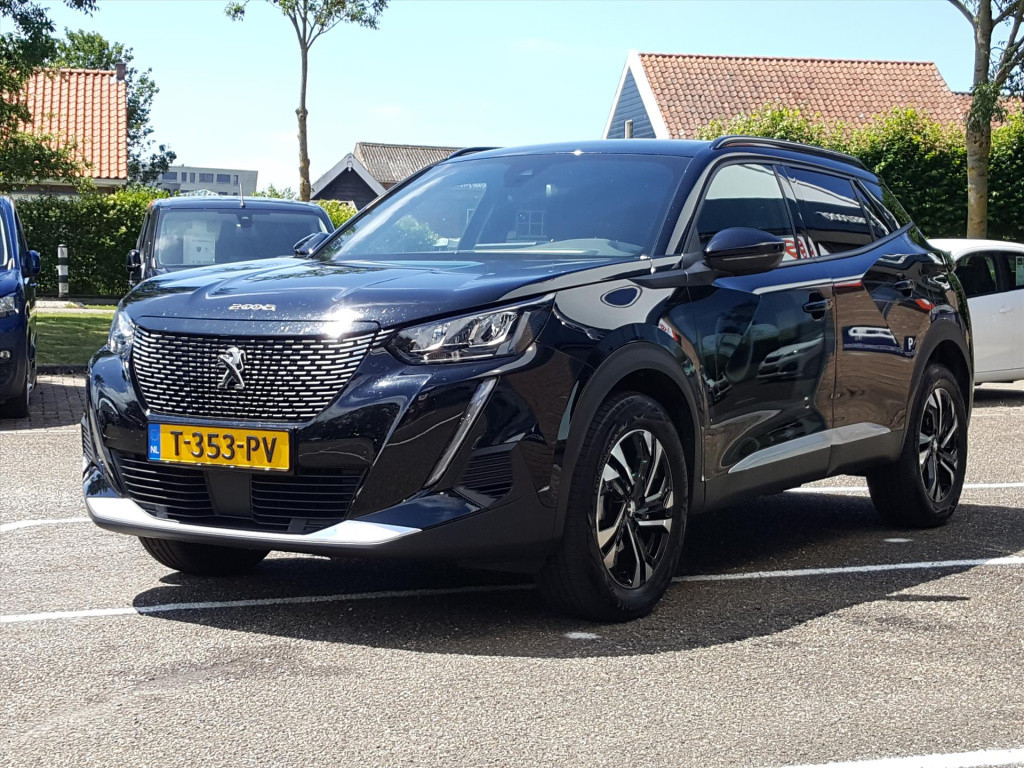 Peugeot 2008 1.2 puretech 100pk allure pack navi | bluetooth | applecarplay
