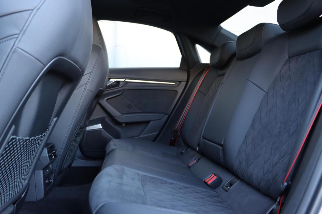 Audi Rs3 limousine 2.5 tfsi quattro | rs dynamic | keramisch | pano | bang 