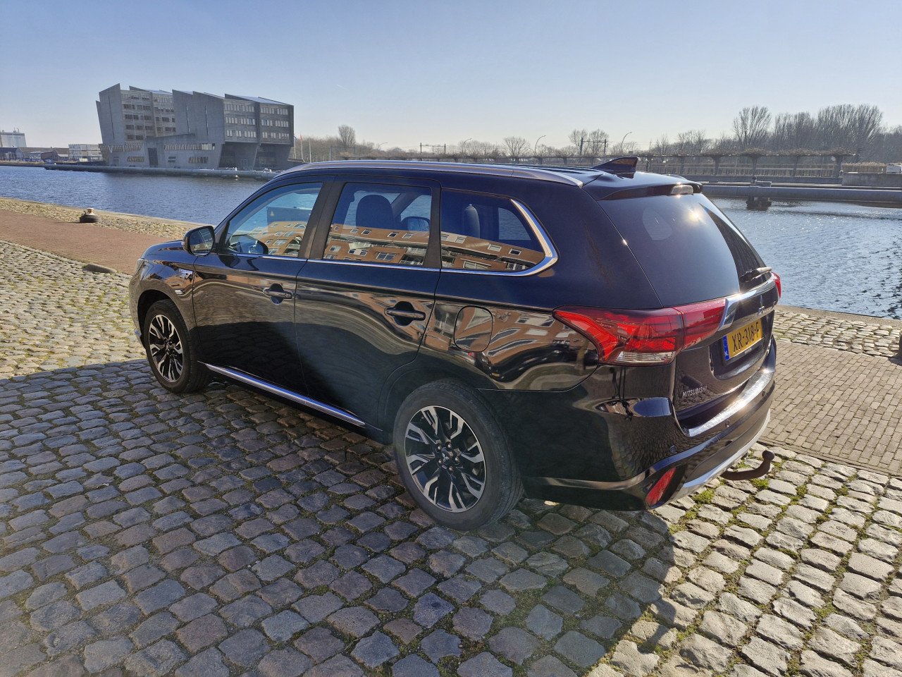 Mitsubishi outlander phev 2017