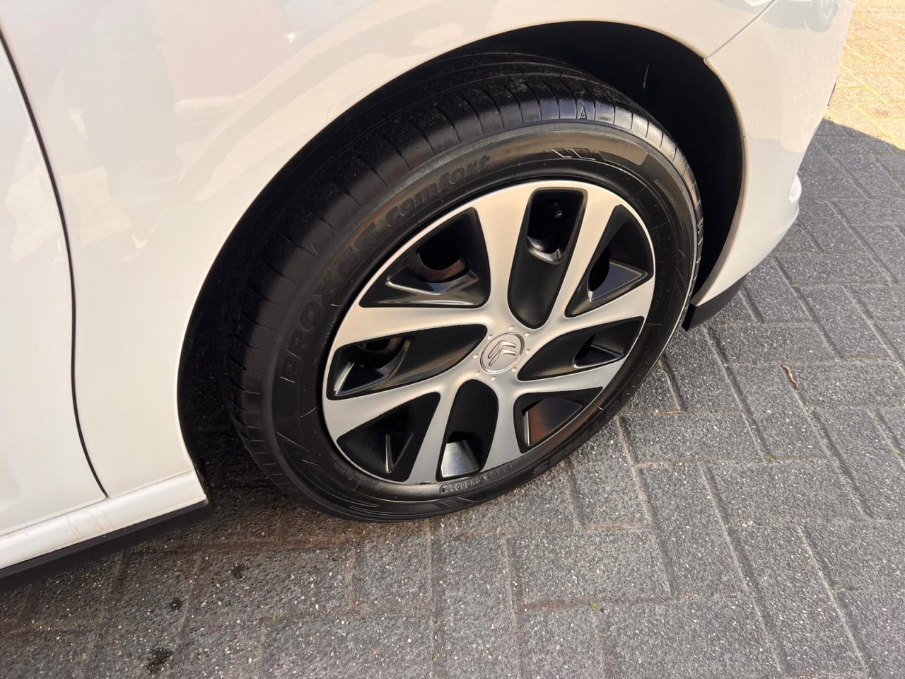 Citroen DS3 Cabrio 1.2 VTi So Chic