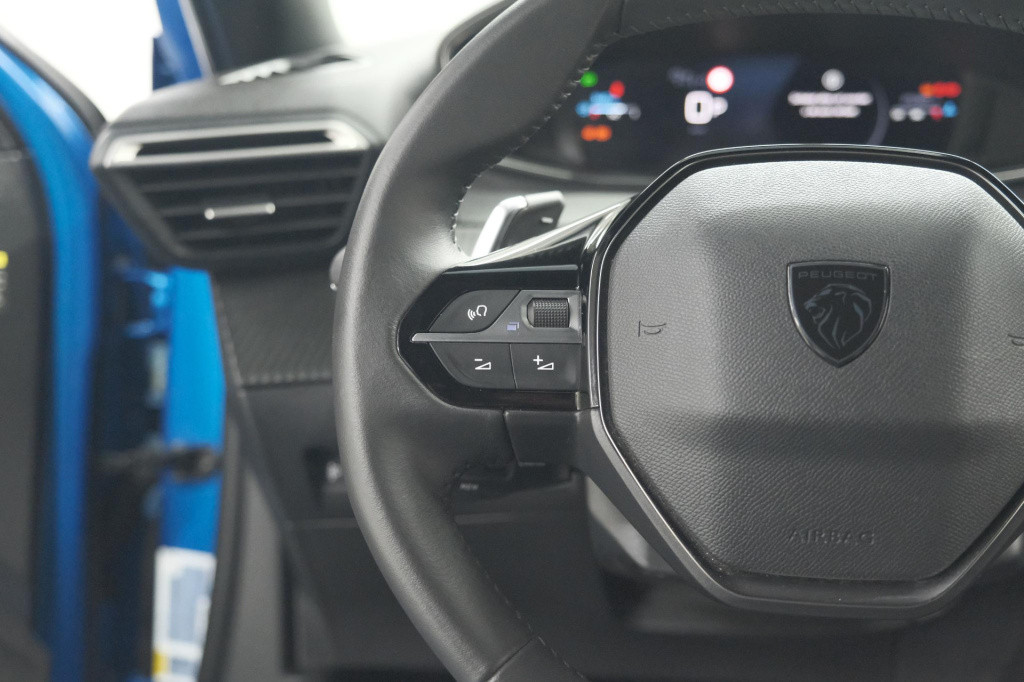 Peugeot 2008 puretech 130 eat8 allure | 360 camera | dodehoekdetectie | ada