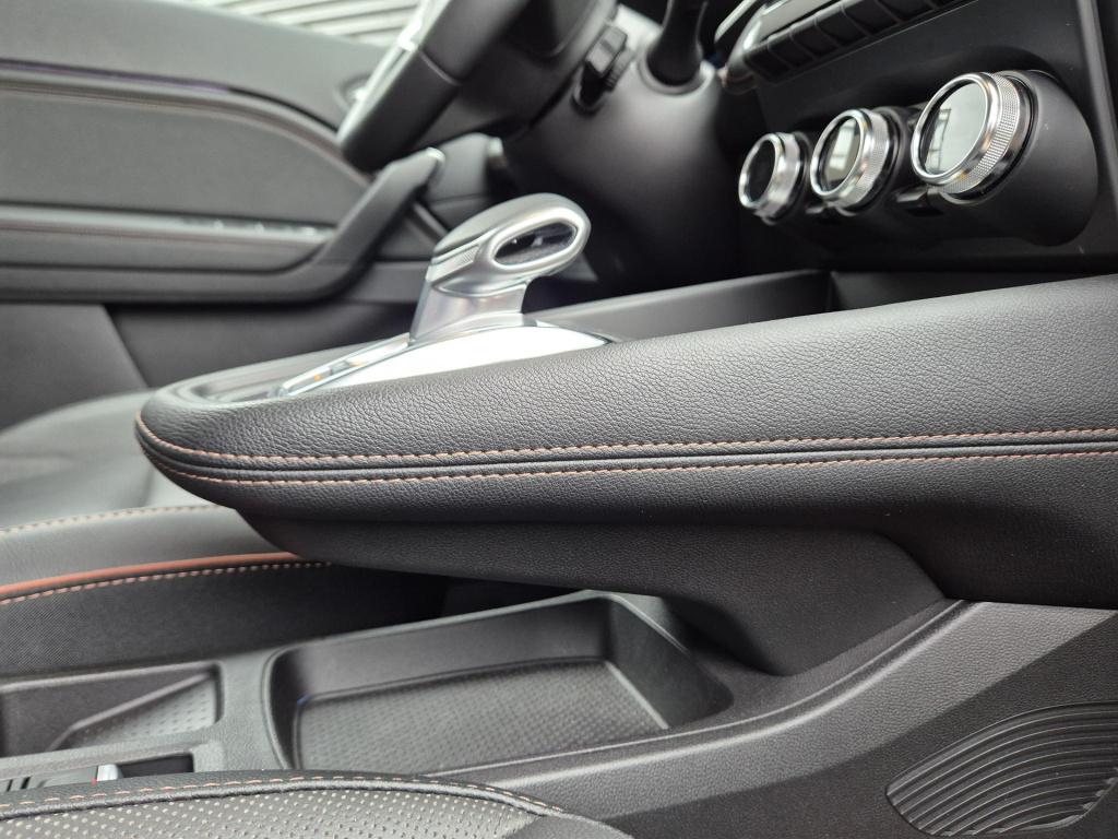 Renault Captur 1.6 e-tech plug-in hybrid 160 iconic topmodel!, all season, 