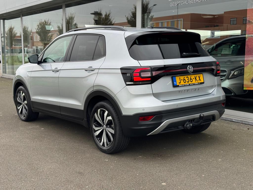 Volkswagen T-cross 1.0 tsi life automaat , apple carplay , trekhaak