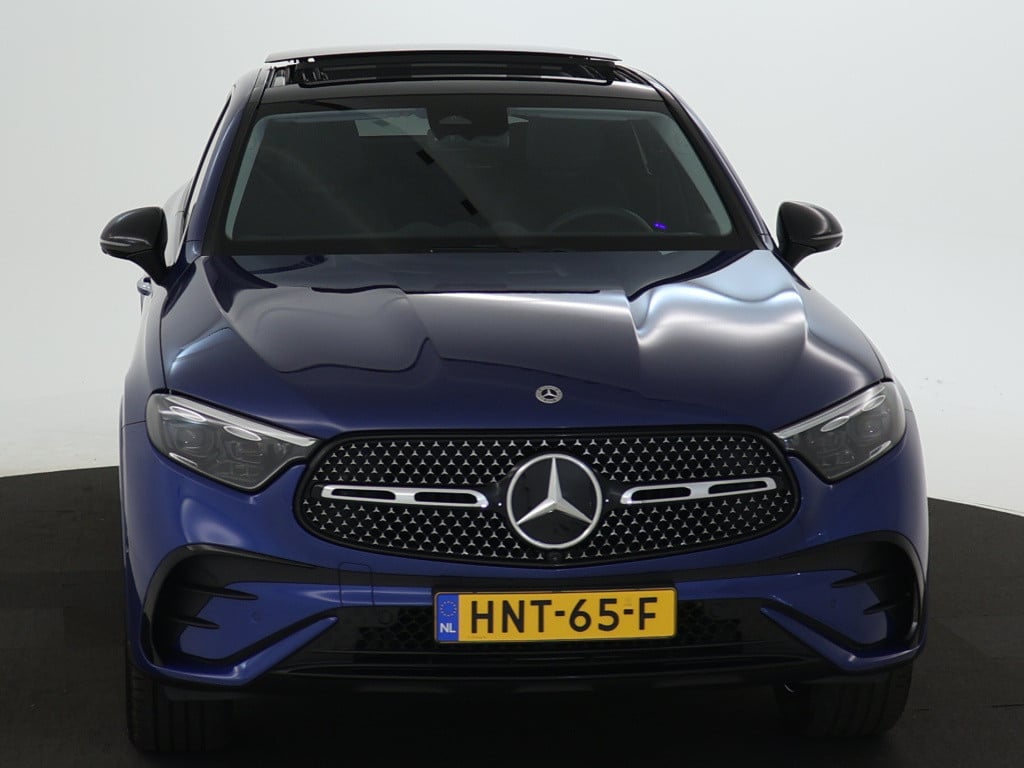 Mercedes-Benz Glc coupé 300 e 4matic amg plug-in hybride | trekhaak |  pano