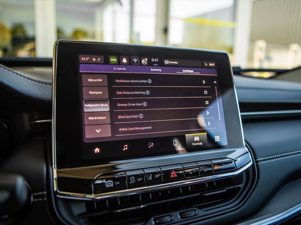 Jeep Compass 1.3t 4xe plug-in hybrid 190pk altitude automaat | trekhaak | c