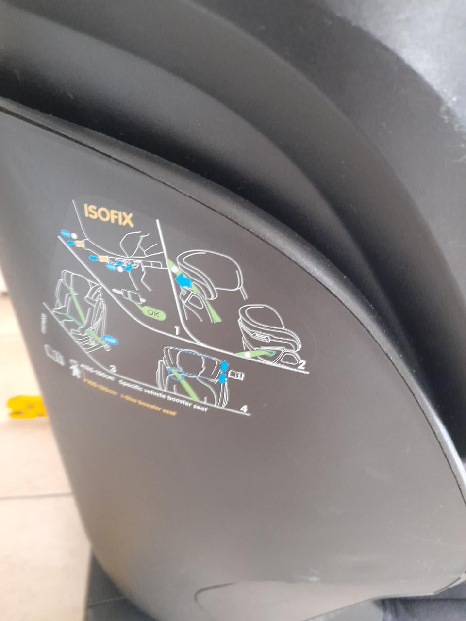 Maxi cosi Kore i-size (3,5 / 12 jr.) in goede schone staat) met isofix