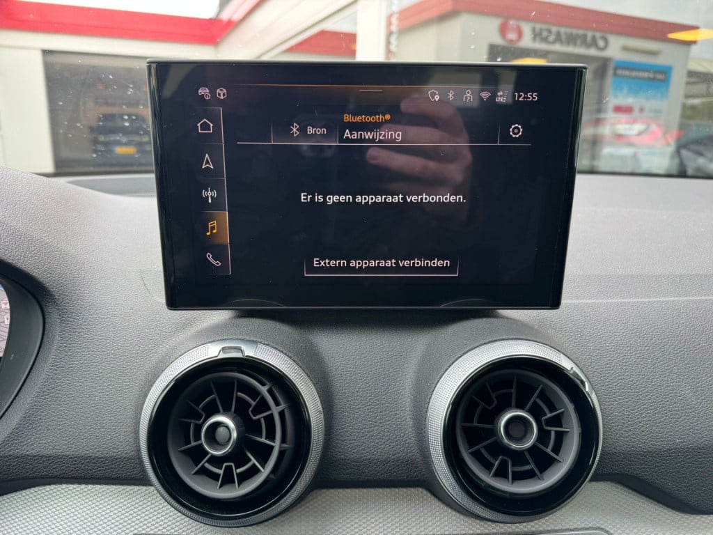 Audi Q2 35 tfsi s edition