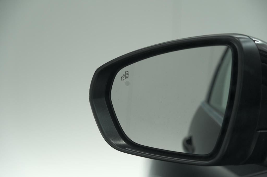Peugeot 3008 puretech 130 eat8 gt | dodehoekdetectie | adaptieve cruise con