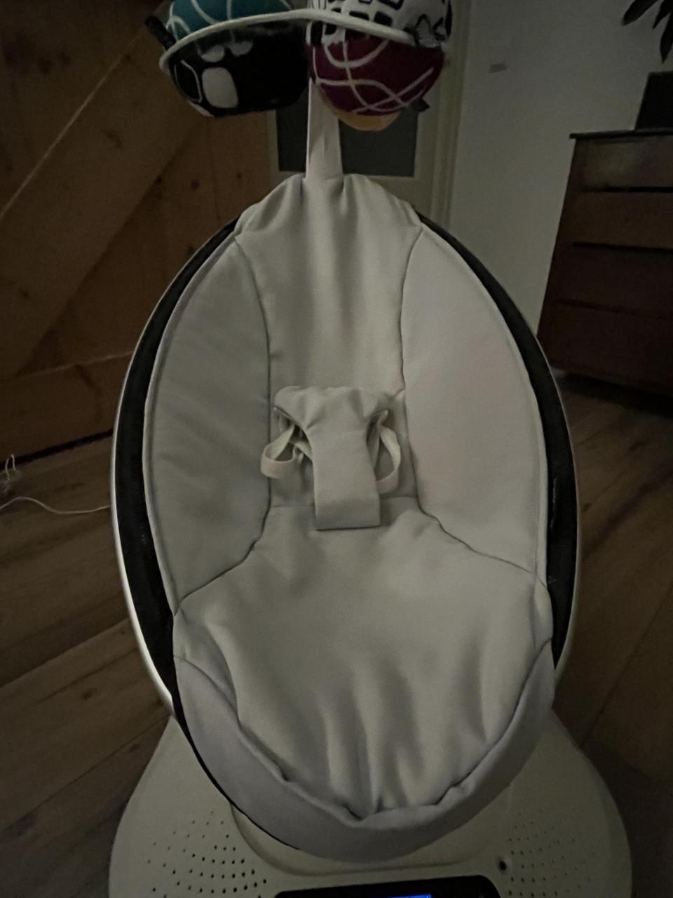 Mamaroo 4 baby schommel stoel