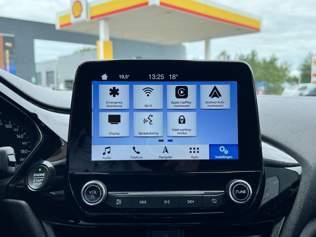 Ford Fiesta 1.0 ecoboost titanium | apple/ android carplay | st - velgen | 