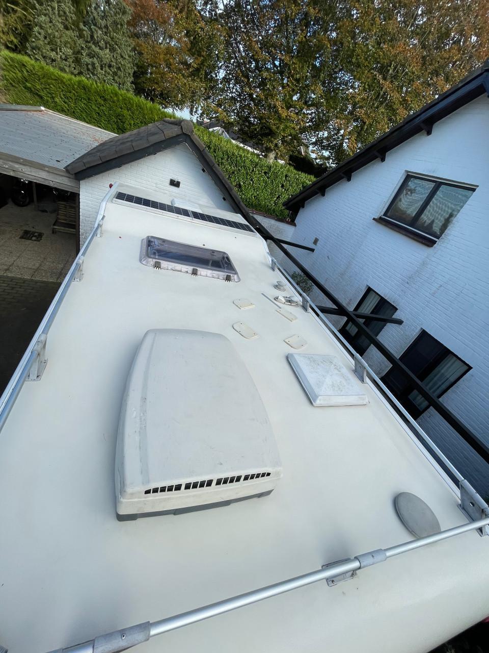 Moderne luxe camper, dubbele airco, zeer lage km stand, Recaro stoelen