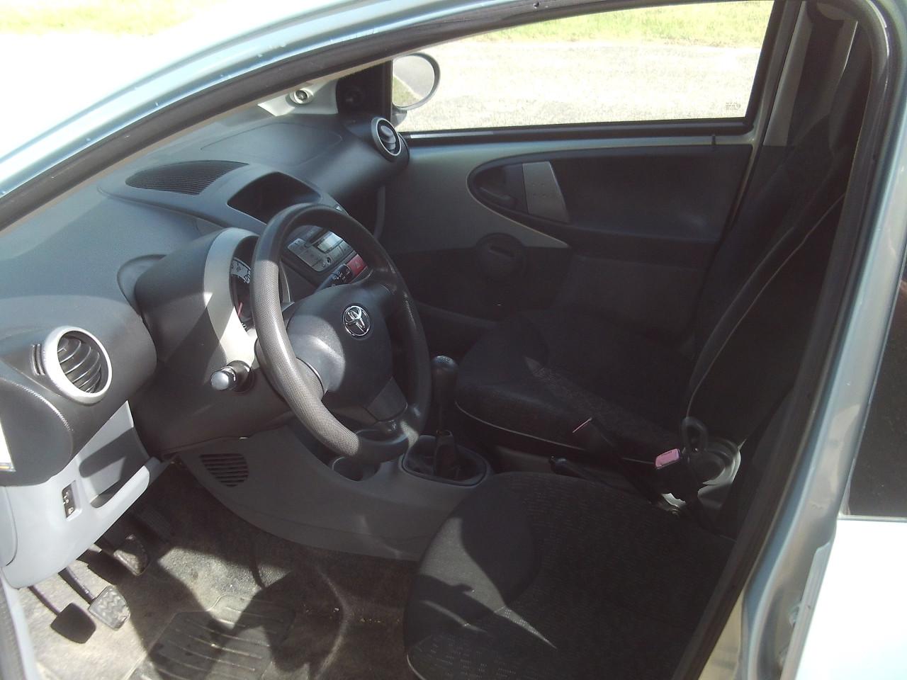Toyota Aygo 213800 km bj 2006 ,apk 05-2027,airco , 4 deurs