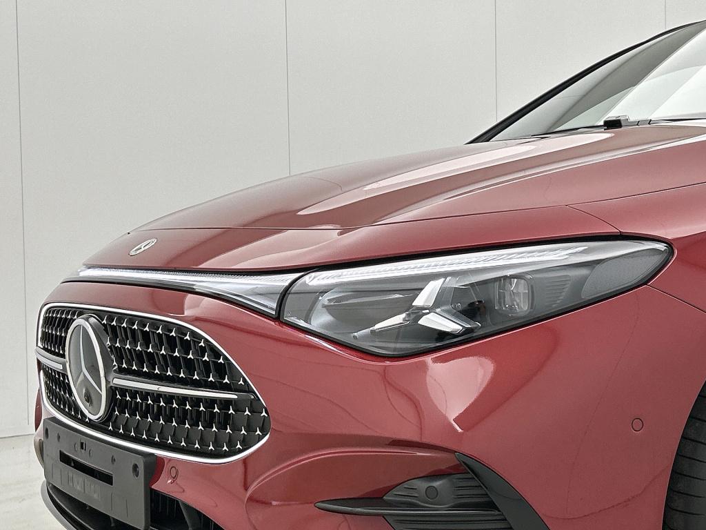 Mercedes-Benz Cla shooting brake 180 business solution amg | premium pakket