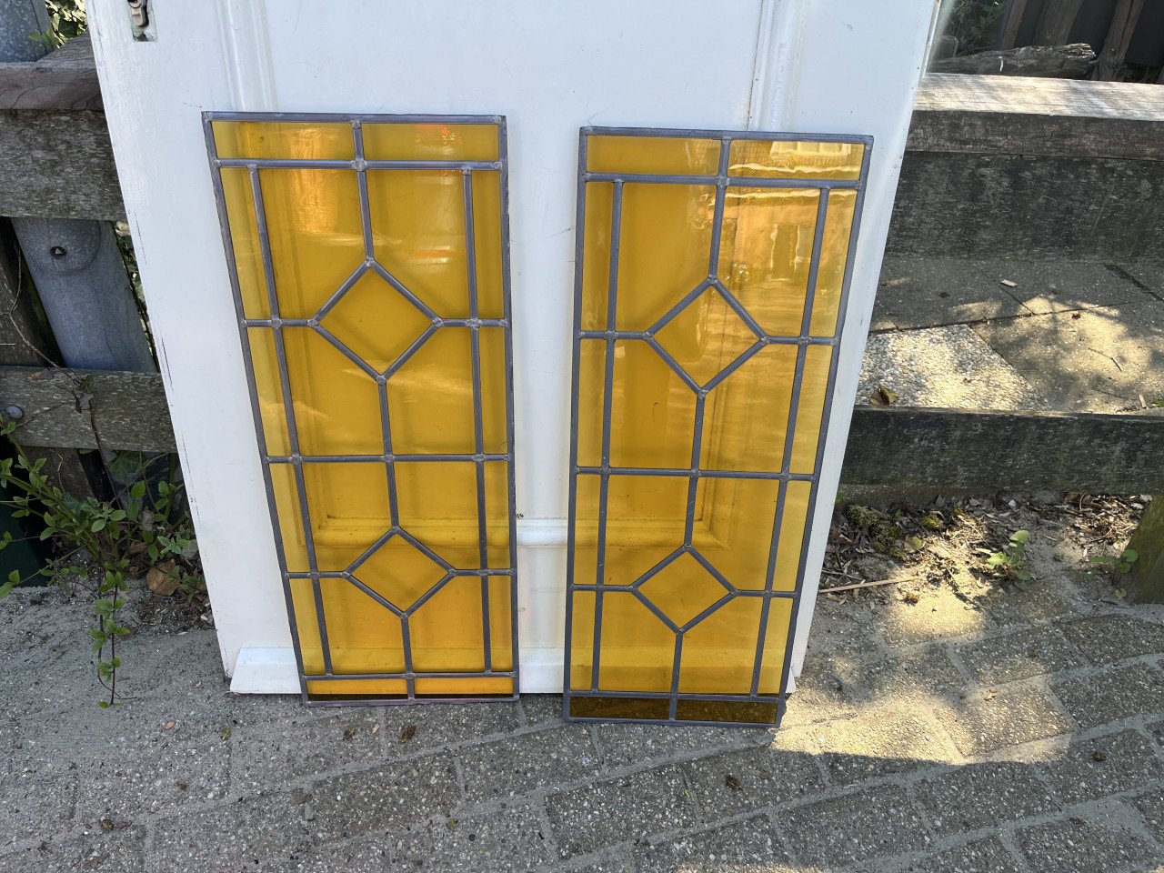 Glas in loodramen 2 stuks