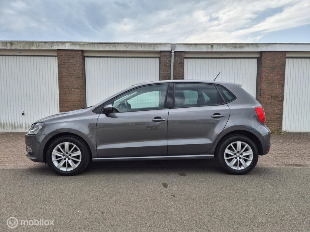 Volkswagen Polo 1.2 tsi comfortline / parkeersensoren voor + achter / stoel