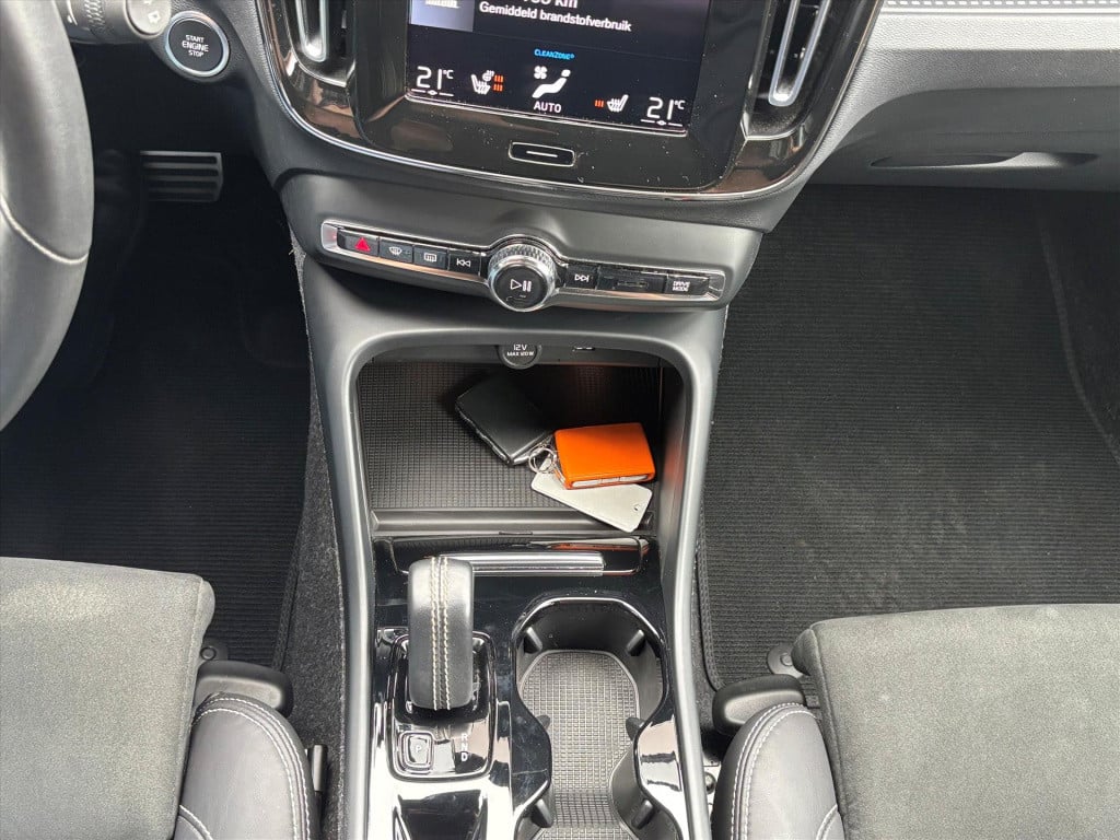 Volvo XC40 1.5 t4 211pk r-design|trekhaak|carplay|navi|21